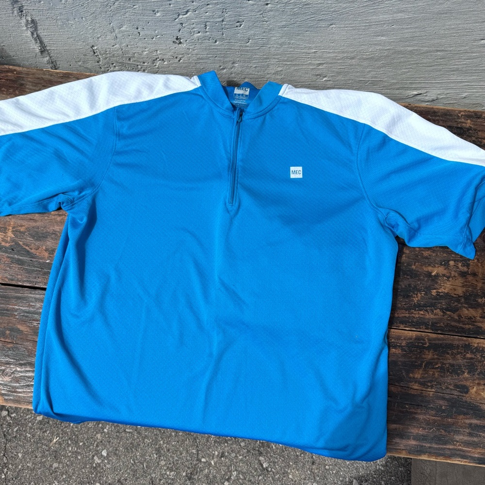 Blue & White MEC Mens Cycle Shirt - LG